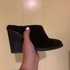Black suede chunky heeled pointed mules